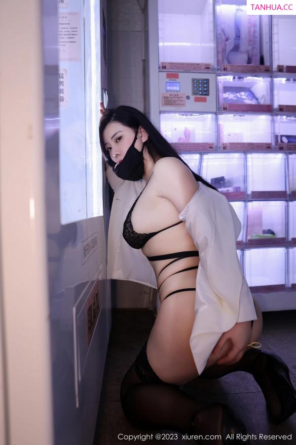 王格 王婉悠 [XiuRen]高清写真图 2023.06.16 No.6930 王婉悠Queen 黑丝美臀第14张图片